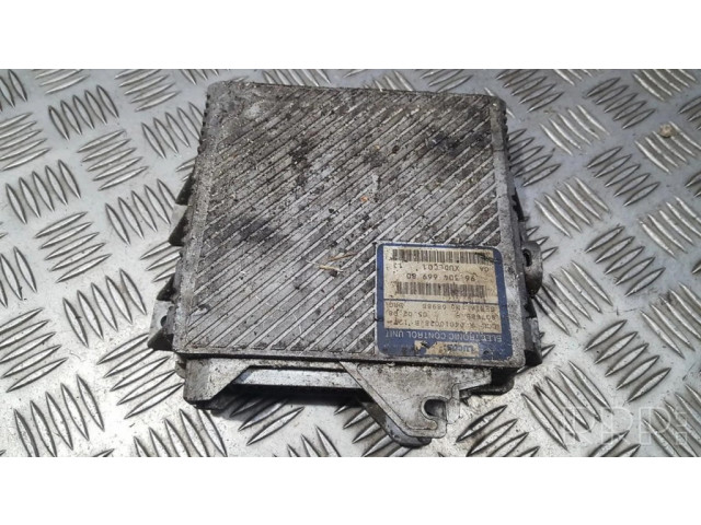 Řídící jednotka 9630466980, 04010028   Peugeot 406 2000
