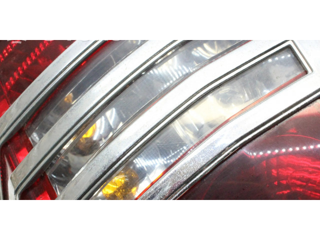 Задний фонарь правый     Chrysler 300 - 300C   2005-2010 года