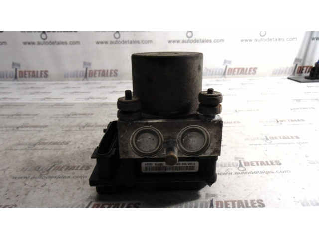 Jednotka ABS 589202L500   Hyundai i30 2009