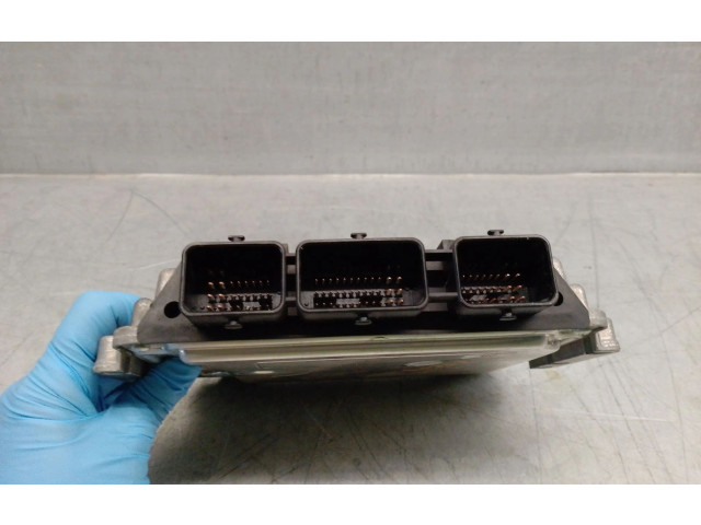 Řídící jednotka 6M6112A650BB, 0281012530-BOSCH   Mazda 3 I 2008