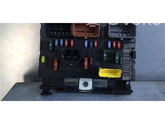 Pojistková skříňka Řídící jednotka BSM 9659741780   Citroen C3 Pluriel 2005