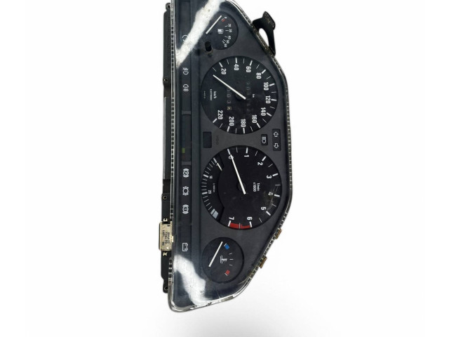 Přístrojová deska  BMW 3 E30 1989 6160444344, 386999  