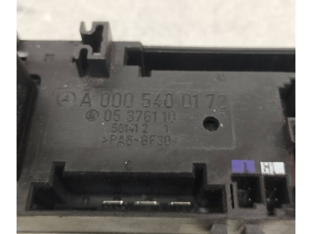   Pojistková skříňka 0005400172, A0005400172   Mercedes-Benz C W202 1997