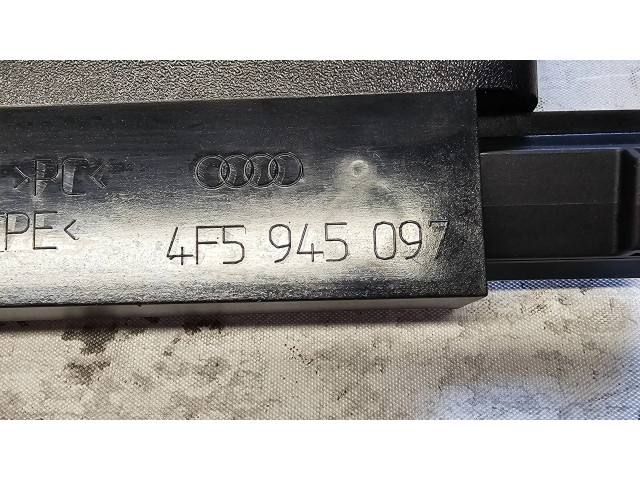 Дополнительный стоп сигнал Audi A6 S6 C6 4F 4F945097 