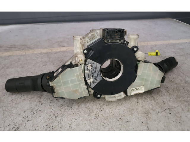 Ручка поворотов/ фонарей 25540eb307   Nissan Navara D40