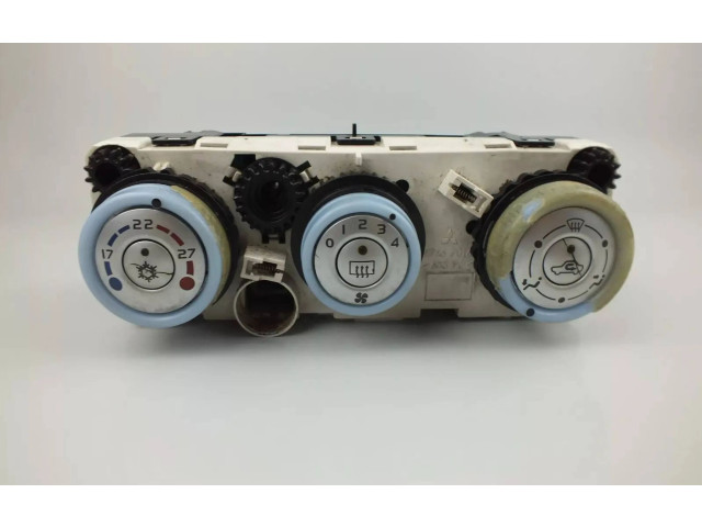 Přístrojová deska  Mitsubishi Colt CZ3  MM0038007  