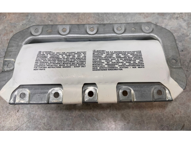 Подушка безопасности пассажира 9205197   BMW M3 F80