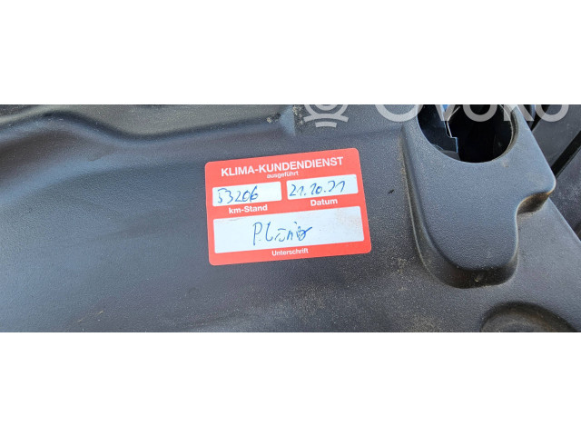 Блок предохранителей  2109261   Opel Mokka    
