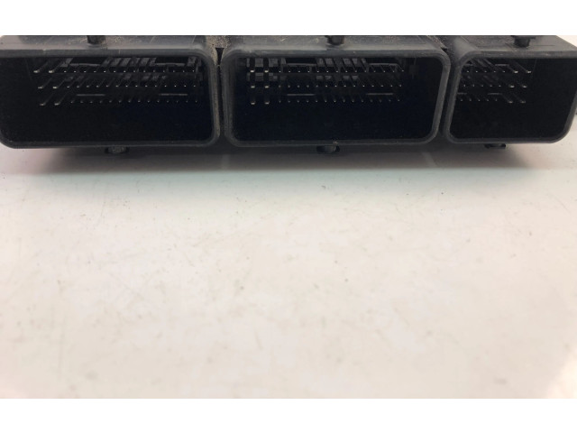 Řídící jednotka 237102706R, 237103368R   Renault Captur 2015