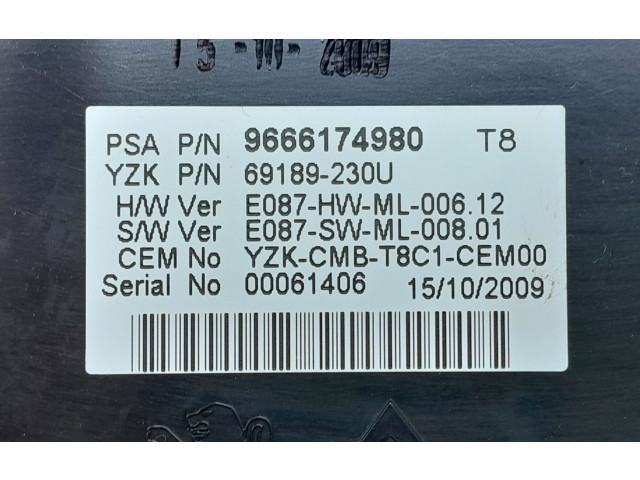 Přístrojová deska  Peugeot 5008 2009 9666174980, 69189230U  