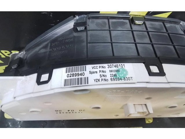Přístrojová deska  Volvo XC90  30746101  