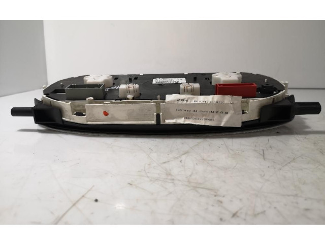 Панель приборов 8200399758   Renault Laguna II       