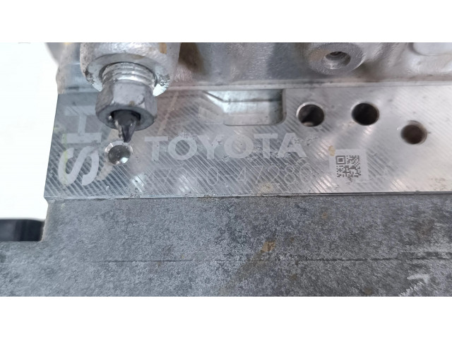 Блок АБС 4721047280, 4727047030   Toyota  Prius+ (ZVW40)  2011-2018 года