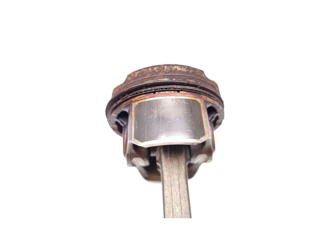 Píst B38A15A   Mini Cooper Countryman F60    B38A15A;B38A15F 