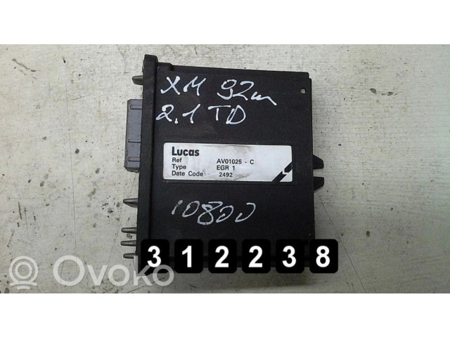 Блок управления двигателя 7186-602   Citroen XM