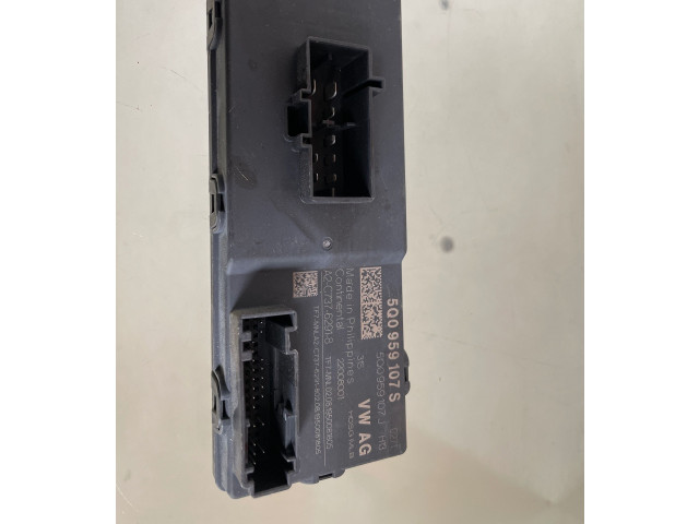 Блок управления коробкой передач 5Q0959107S, 5Q0959107J   Audi Q2 -