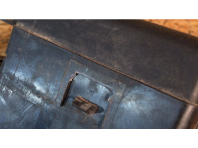   Pojistková skříňka 30859714, 72541985   Volvo S40, V40 2002