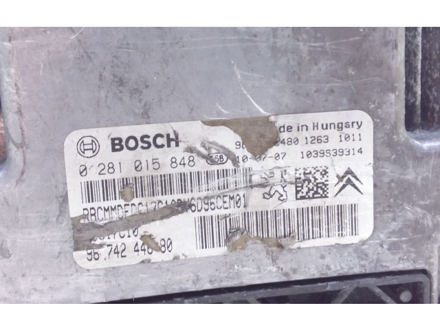 Řídící jednotka 9674244680, 0281015848   Citroen C3 2010