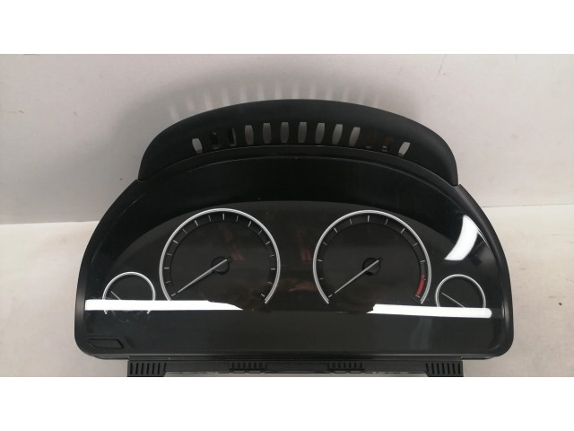 Přístrojová deska  BMW 7 F01 F02 F03 F04 2013 9291399  