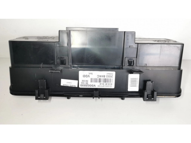 Přístrojová deska  Volkswagen Caddy 2008 2K0920844C, A2C53023102  
