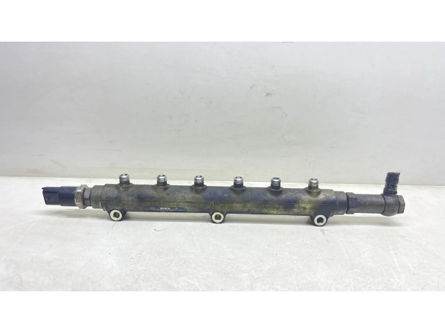 Vstřikovací lišta 8658252, 0445215010   Volvo V70  pro naftový motor 2.4  