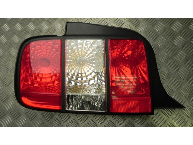 Задний фонарь  11A746B, A1533    Ford Mustang IV   1994-2004 года