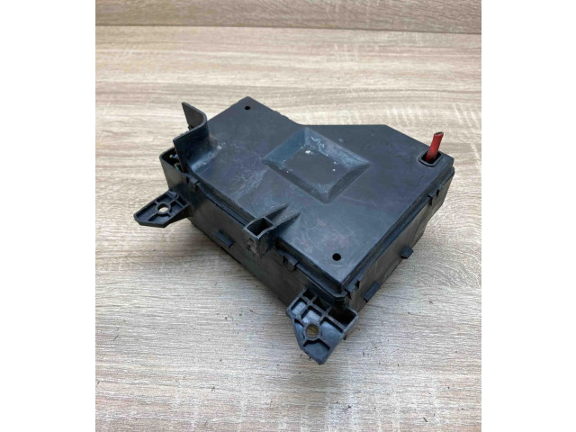   Pojistková skříňka 30859714, 72541985   Volvo S40, V40 1995