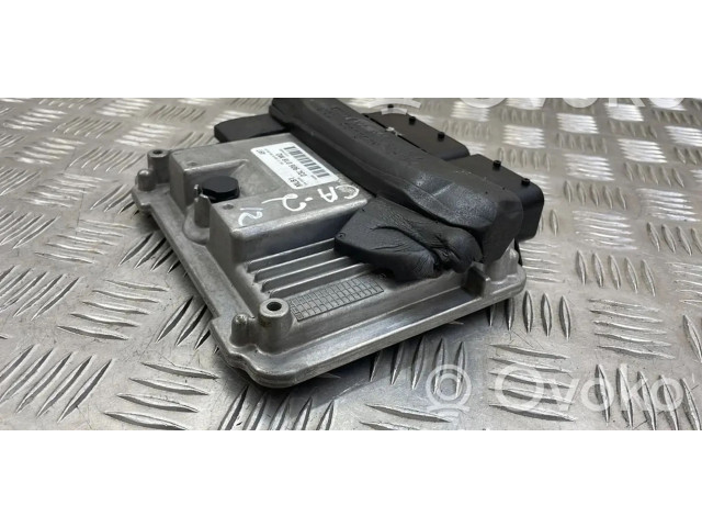 Řídící jednotka 03L906018MQ, 03L906018   Audi Q5 SQ5 2013