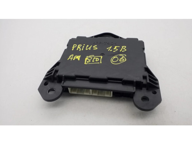 Блок управления 8865047051, 1776003362   Toyota Prius (XW20)