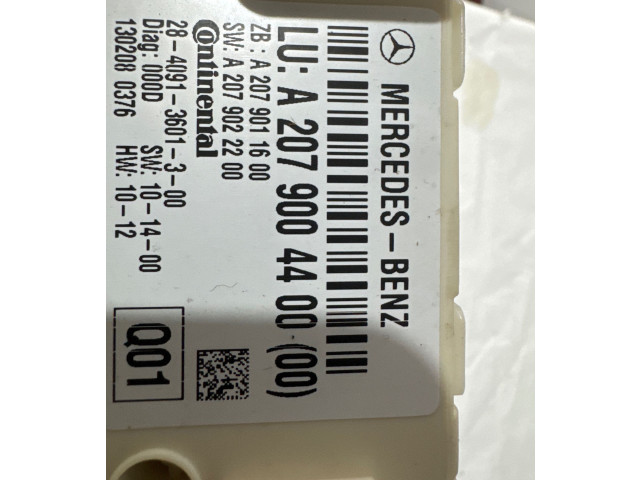 Vstřikovací lišta A2079004400, A2079011600   Mercedes-Benz E C207 W207    OM 651.911 