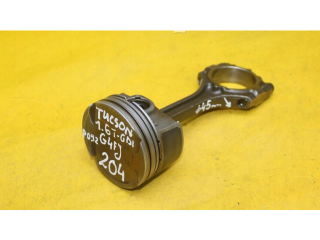  Поршень с шатуном  P092  KIA Ceed  