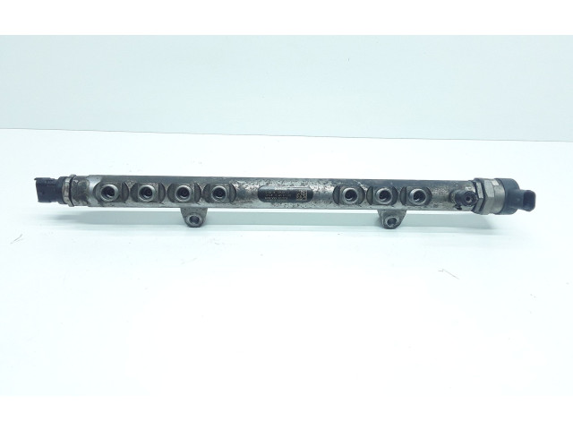 Vstřikovací lišta 30777759, 31216313   Volvo V70     