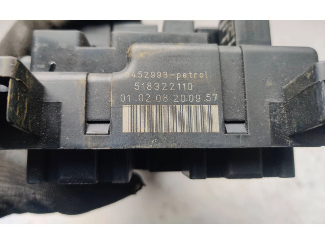   Pojistková skříňka 9452993, 518322110   Volvo S70  V70  V70 XC 1999