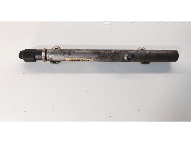 Vstřikovací lišta 6420700695   Mercedes-Benz Sprinter W906  pro naftový motor 2.2  