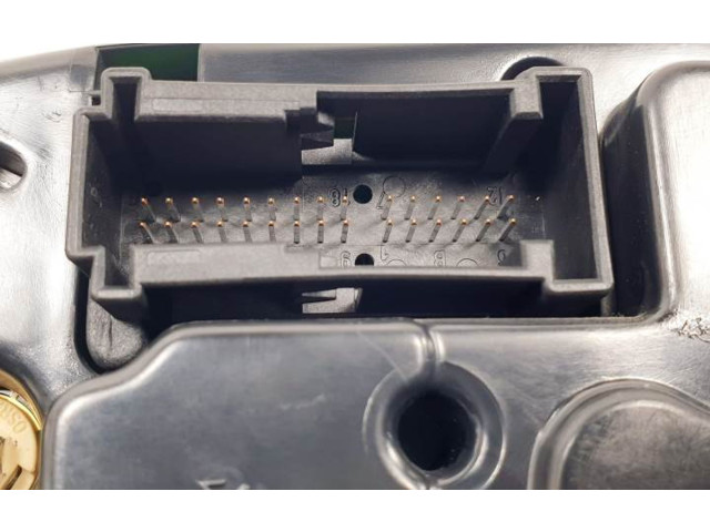 Панель приборов 2085402011   Mercedes-Benz CLK A208 C208       