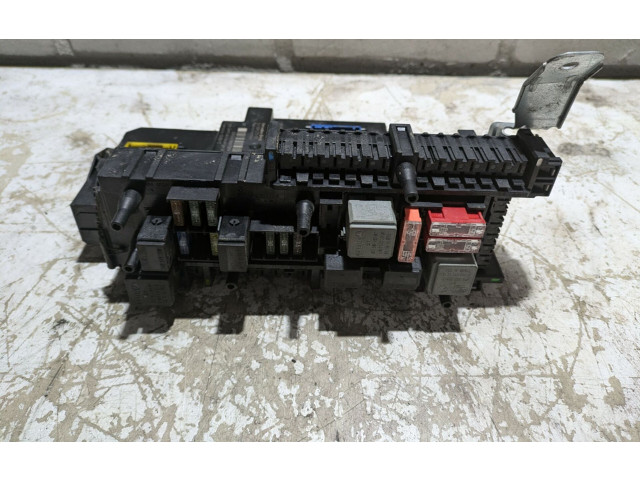  Pojistková skříňka 2045451869   Mercedes-Benz C W204 2009