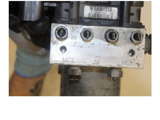 Jednotka ABS 0265230883   Peugeot 5008 2009