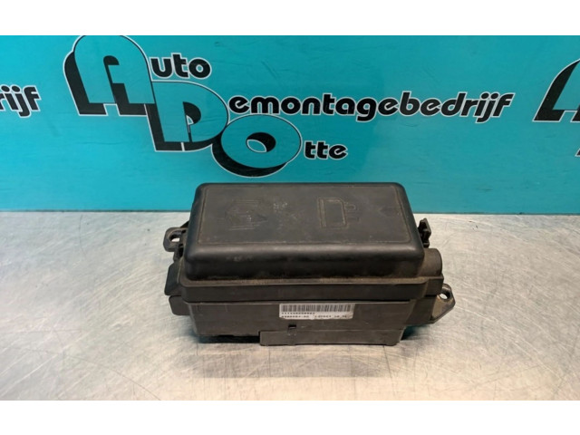 Блок предохранителей  14266410PL, 111446230804   Mini One - Cooper R50 - 53    