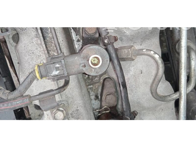 Vstřikovač 0445110256, 33800-2A400   KIA Ceed     