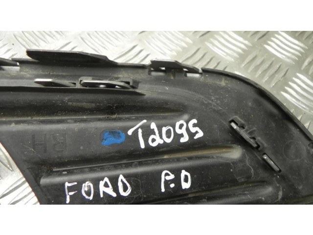 Передняя решётка Ford Focus 2010-2017 года F1EB15A298B, T2095      