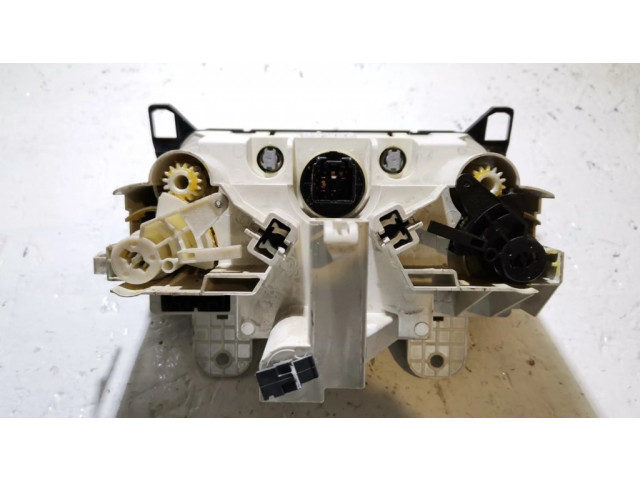 Блок управления климат-контролем M1900CC33F10   Mazda 5