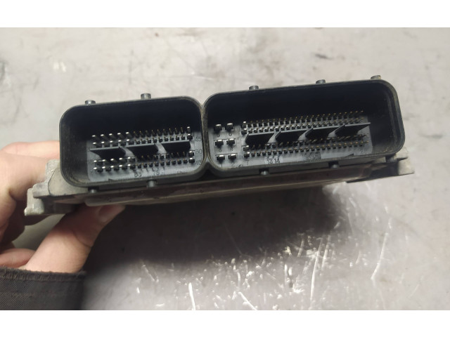Блок управления двигателя 0281012973, 3911327405   Hyundai Sonata