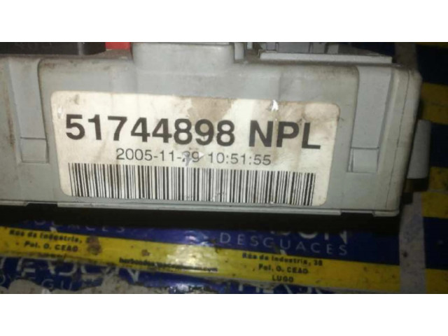 Блок предохранителей 46520600CPL, 51744898NPL   Fiat Doblo    