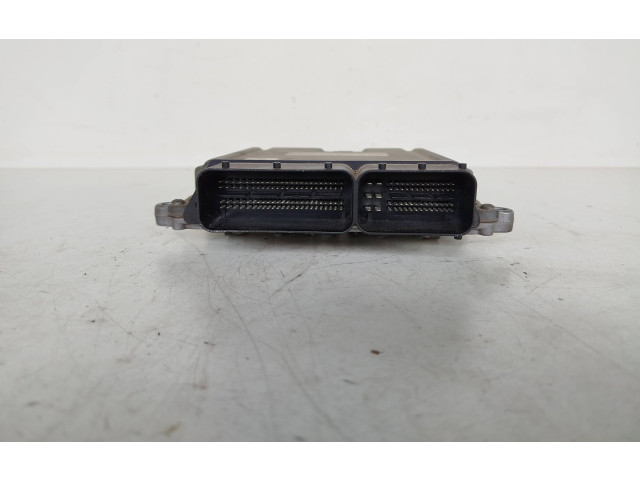 Řídící jednotka 30771550, 0281012103   Volvo S60 2008