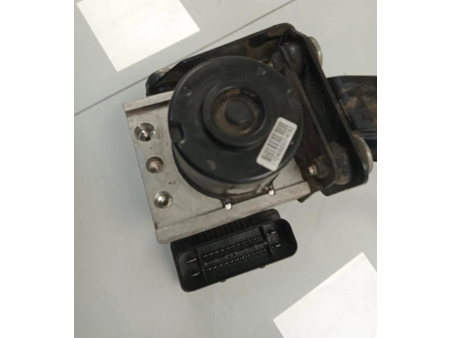 Jednotka ABS 8V512M110AD   Ford Fiesta 2008