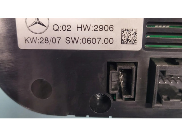 Блок управления климат-контролем 2048308285   Mercedes-Benz C W204