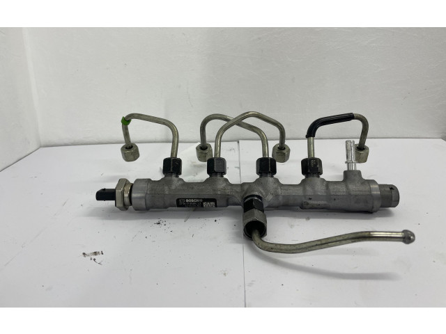 Vstřikovací lišta 9821399680   Peugeot 2008 I    YHY 