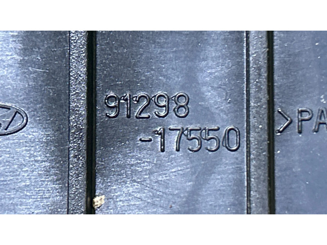 Блок предохранителей  91298-17550, 17550   Hyundai Getz    