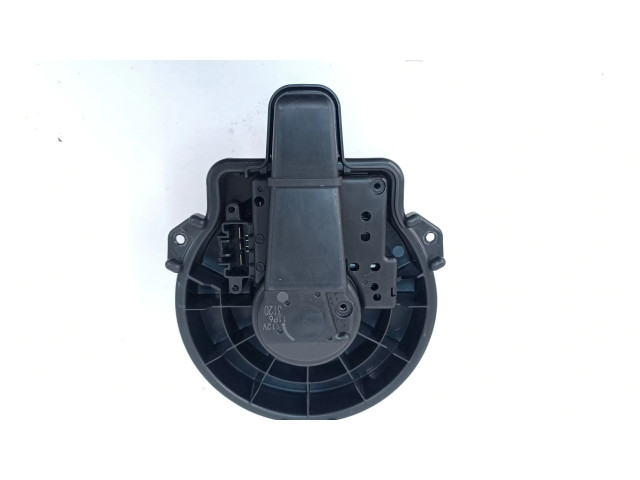 Вентилятор печки    11P63120   Toyota Prius c
