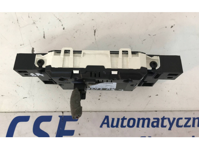 Дисплей    AM5T-18B955-BE   Ford Focus